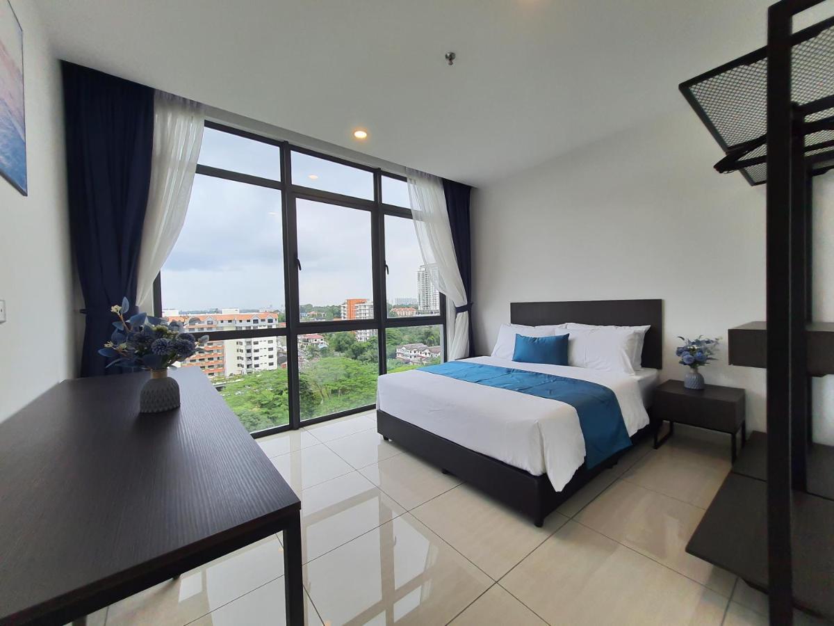 Ramada Suites By Wyndham The Straits Johor Bahru Ngoại thất bức ảnh
