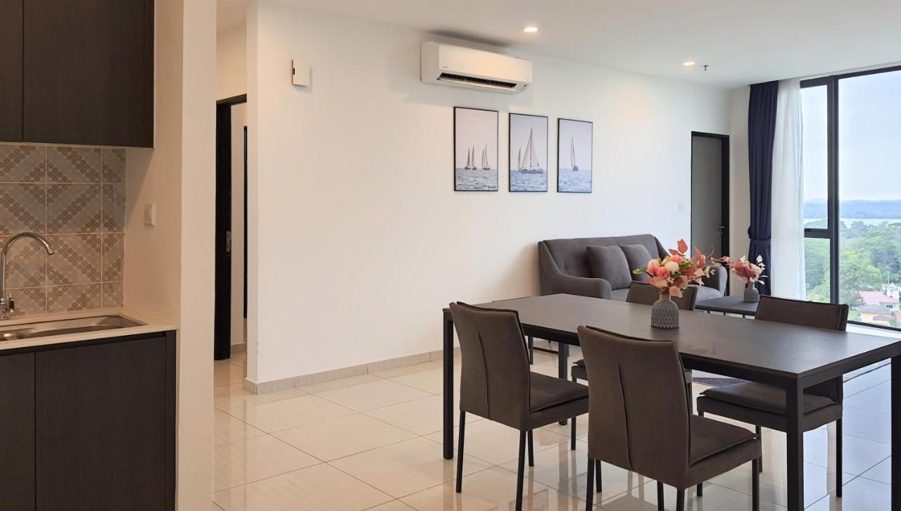 Ramada Suites By Wyndham The Straits Johor Bahru Ngoại thất bức ảnh